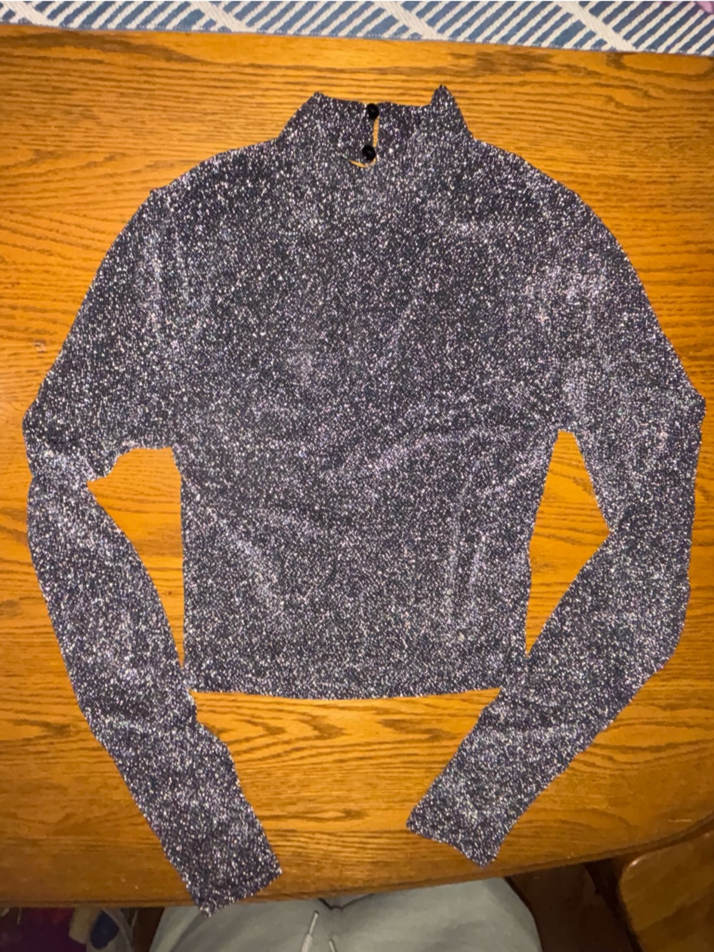 Divided Sparkle Black and Silver Long-Sleeve Cropped Top